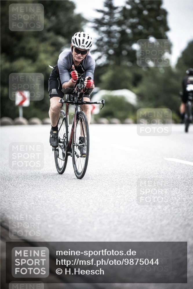 21.06.2026 - 29. Vierlanden-Triathlon H.Heesch http://msf.ph/oto/9875044 21.06.2026 12:19:32 Radfahren 649, 793 meine-sportfotos.de