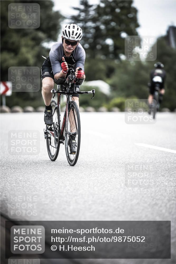21.06.2026 - 29. Vierlanden-Triathlon H.Heesch http://msf.ph/oto/9875052 21.06.2026 12:19:32 Radfahren 649, 793 meine-sportfotos.de