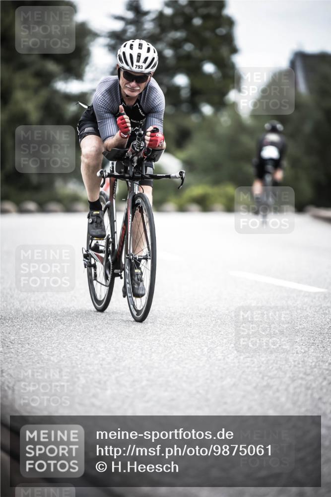 21.06.2026 - 29. Vierlanden-Triathlon H.Heesch http://msf.ph/oto/9875061 21.06.2026 12:19:32 Radfahren 649, 793 meine-sportfotos.de