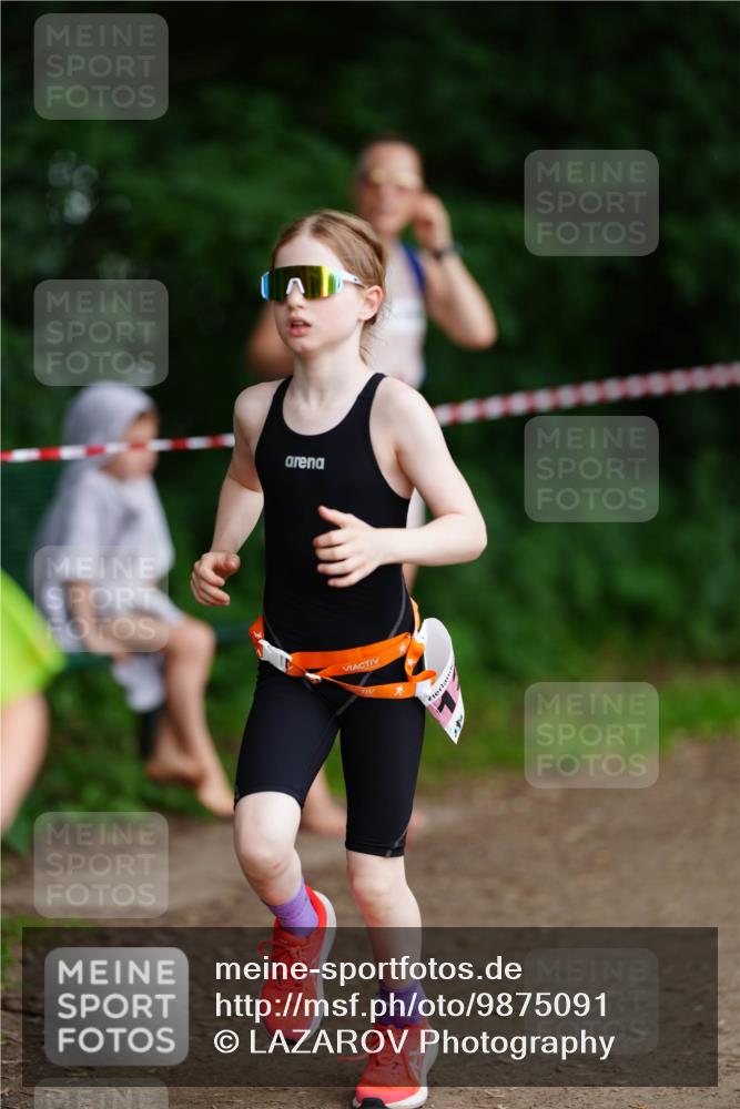 21.06.2026 - 29. Vierlanden-Triathlon LAZAROV Photography http://msf.ph/oto/9875091 21.06.2026 15:11:04 Laufen  meine-sportfotos.de