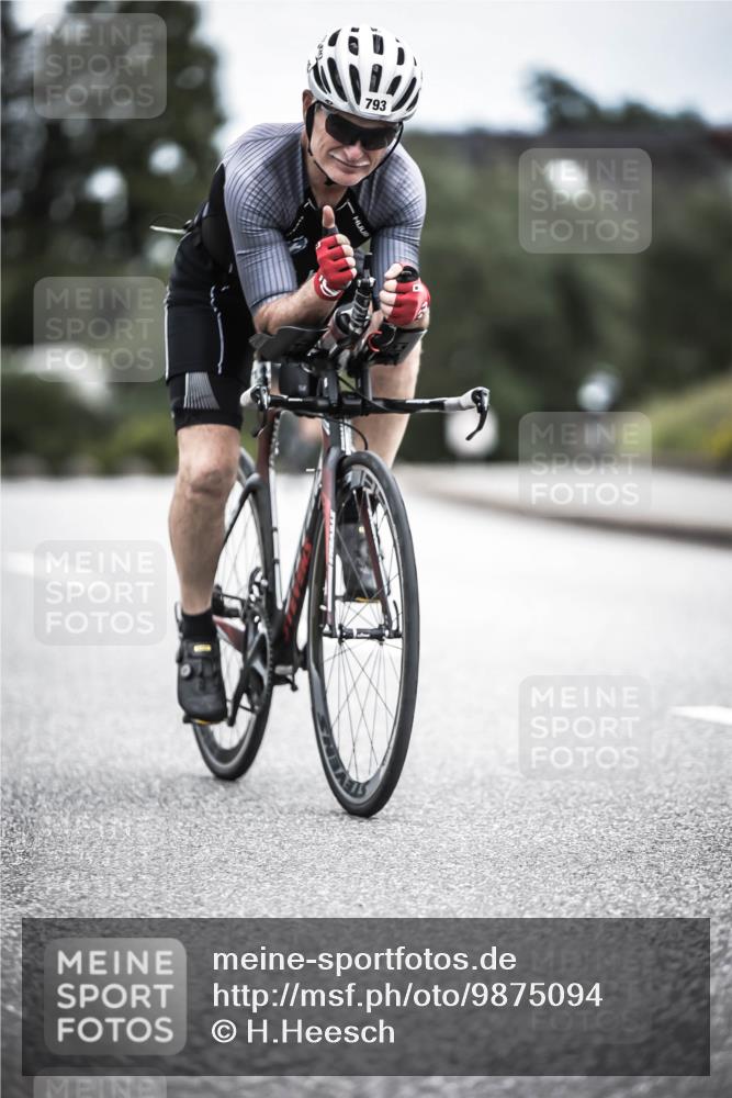 21.06.2026 - 29. Vierlanden-Triathlon H.Heesch http://msf.ph/oto/9875094 21.06.2026 12:19:32 Radfahren 649, 793 meine-sportfotos.de