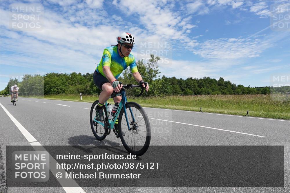 21.06.2026 - Viking Triathlon Michael Burmester http://msf.ph/oto/9875121 21.06.2026 12:59:37 Radfahren 337, 640 meine-sportfotos.de