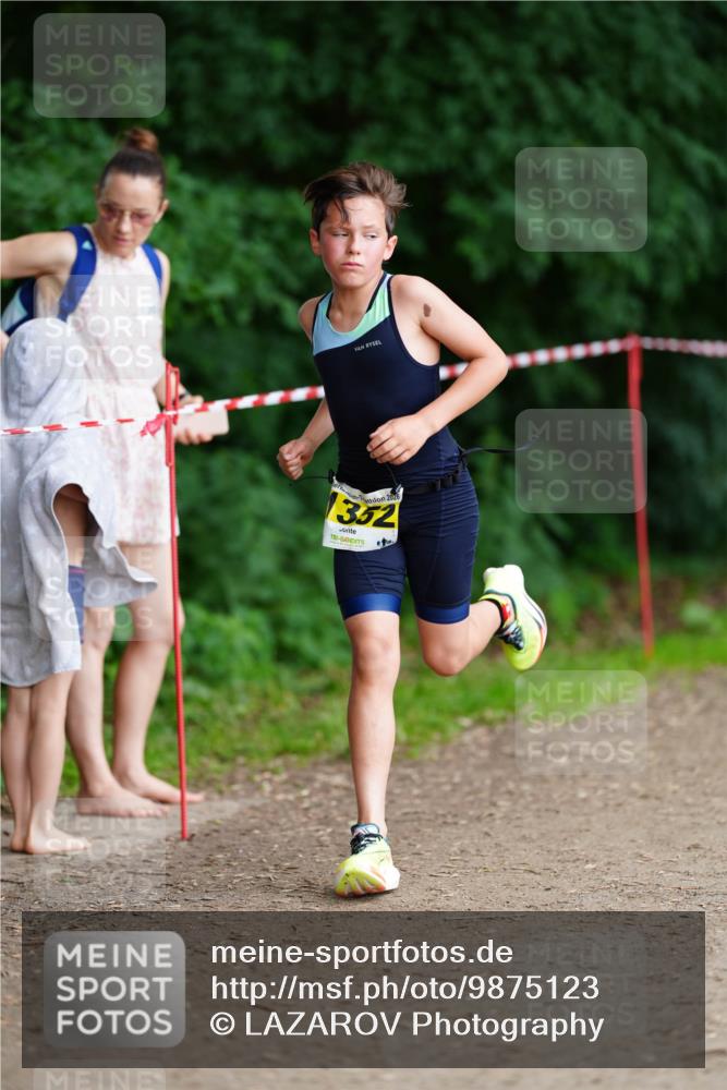 21.06.2026 - 29. Vierlanden-Triathlon LAZAROV Photography http://msf.ph/oto/9875123 21.06.2026 15:11:27 Laufen 2026, 352 meine-sportfotos.de