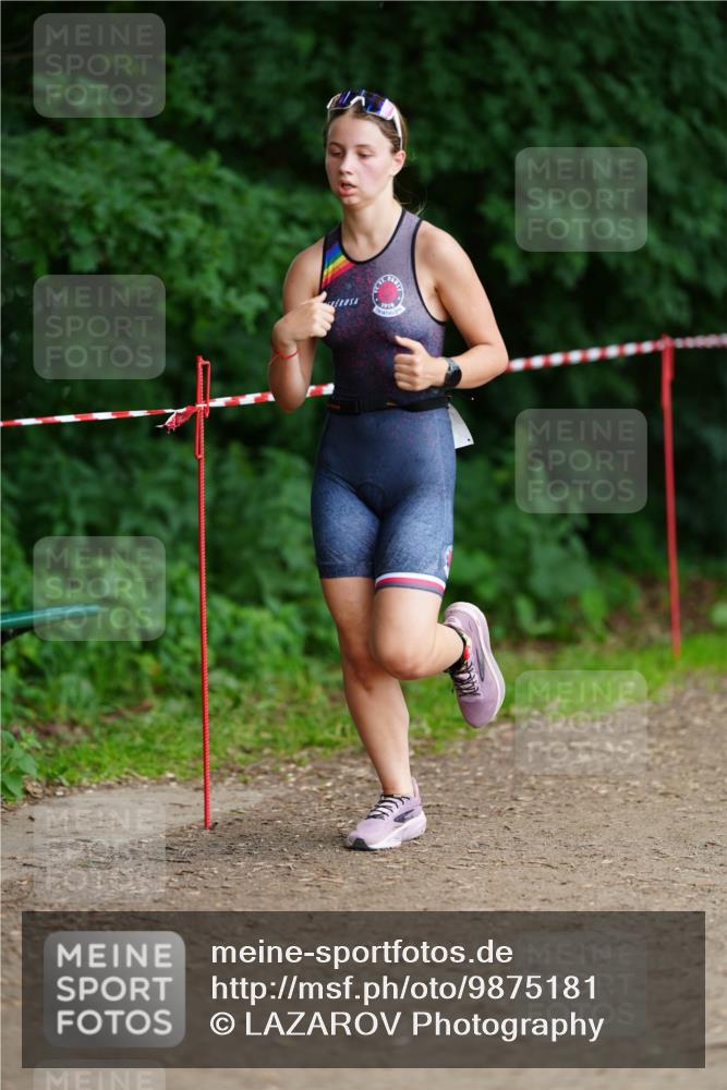 21.06.2026 - 29. Vierlanden-Triathlon LAZAROV Photography http://msf.ph/oto/9875181 21.06.2026 15:11:54 Laufen  meine-sportfotos.de