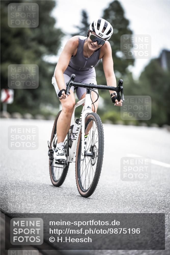 21.06.2026 - 29. Vierlanden-Triathlon H.Heesch http://msf.ph/oto/9875196 21.06.2026 12:19:51 Radfahren 731, 807, 832 meine-sportfotos.de