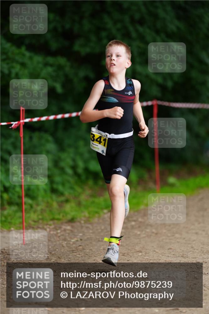 21.06.2026 - 29. Vierlanden-Triathlon LAZAROV Photography http://msf.ph/oto/9875239 21.06.2026 15:12:28 Laufen 200, 341 meine-sportfotos.de