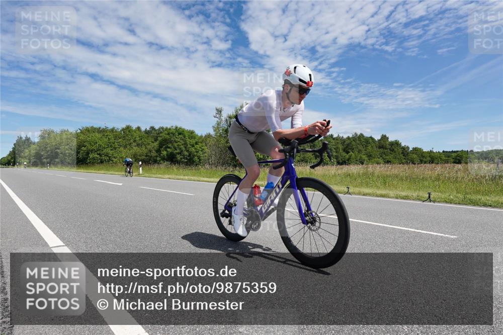 21.06.2026 - Viking Triathlon Michael Burmester http://msf.ph/oto/9875359 21.06.2026 13:04:31 Radfahren 624 meine-sportfotos.de