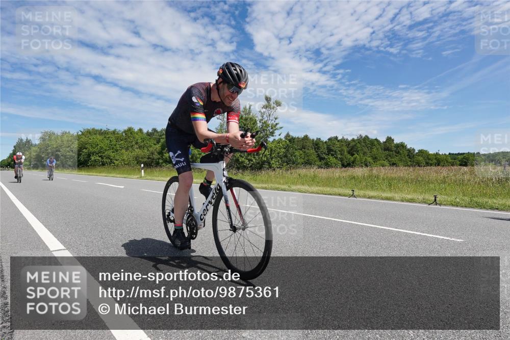 21.06.2026 - Viking Triathlon Michael Burmester http://msf.ph/oto/9875361 21.06.2026 13:04:44 Radfahren 217, 229, 300 meine-sportfotos.de