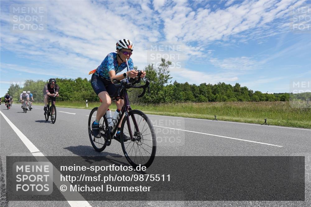 21.06.2026 - Viking Triathlon Michael Burmester http://msf.ph/oto/9875511 21.06.2026 13:08:26 Radfahren 134, 158, 182, 183, 324, 325, 398, 399, 505 meine-sportfotos.de