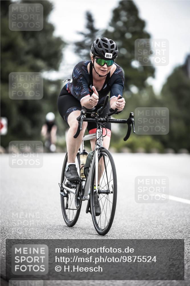 21.06.2026 - 29. Vierlanden-Triathlon H.Heesch http://msf.ph/oto/9875524 21.06.2026 12:23:12 Radfahren 851 meine-sportfotos.de