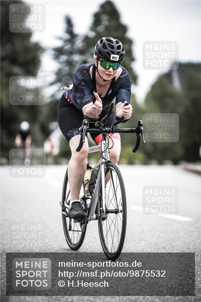 21.06.2026 - 29. Vierlanden-Triathlon H.Heesch http://msf.ph/oto/9875532 21.06.2026 12:23:12 Radfahren 851 meine-sportfotos.de