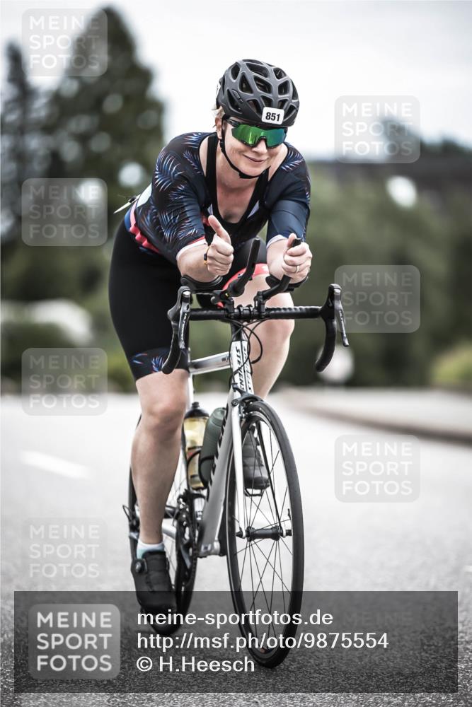 21.06.2026 - 29. Vierlanden-Triathlon H.Heesch http://msf.ph/oto/9875554 21.06.2026 12:23:12 Radfahren 851 meine-sportfotos.de