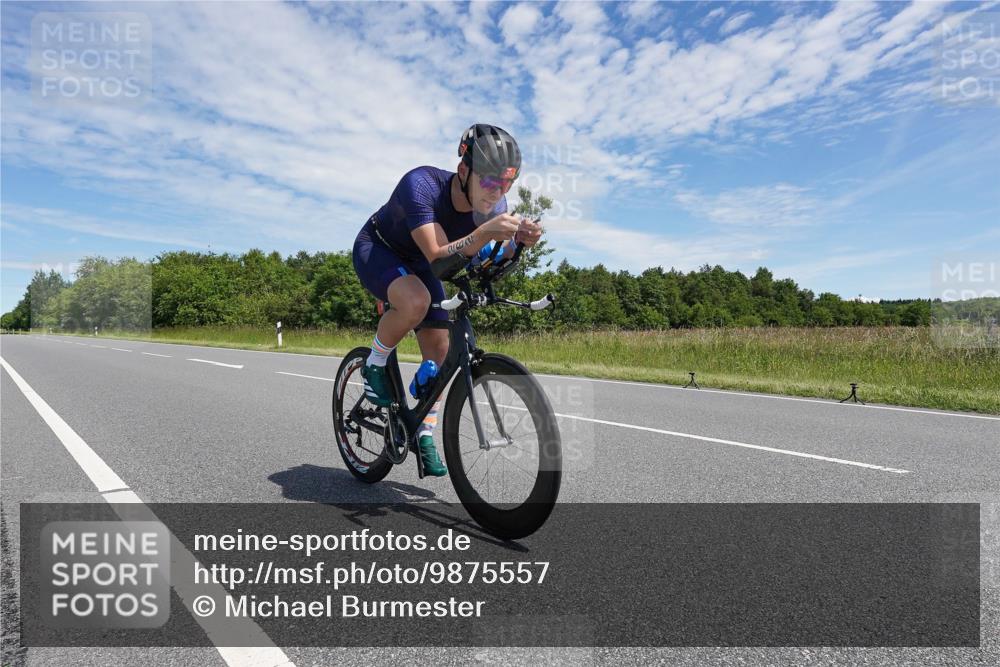 21.06.2026 - Viking Triathlon Michael Burmester http://msf.ph/oto/9875557 21.06.2026 13:09:02 Radfahren 135, 207, 262, 439, 504 meine-sportfotos.de