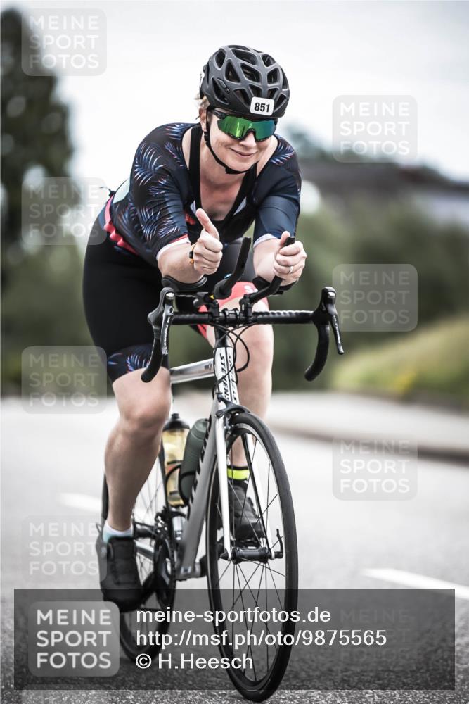 21.06.2026 - 29. Vierlanden-Triathlon H.Heesch http://msf.ph/oto/9875565 21.06.2026 12:23:13 Radfahren 851 meine-sportfotos.de