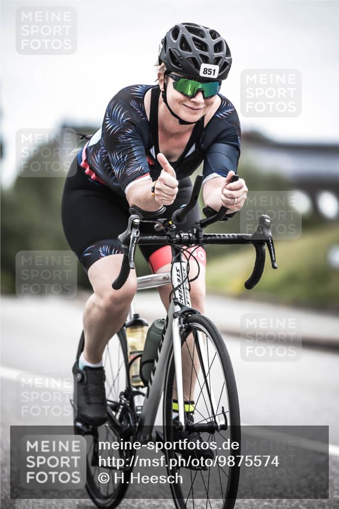 21.06.2026 - 29. Vierlanden-Triathlon H.Heesch http://msf.ph/oto/9875574 21.06.2026 12:23:13 Radfahren 851 meine-sportfotos.de