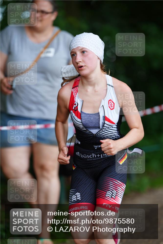 21.06.2026 - 29. Vierlanden-Triathlon LAZAROV Photography http://msf.ph/oto/9875580 21.06.2026 15:14:28 Laufen  meine-sportfotos.de