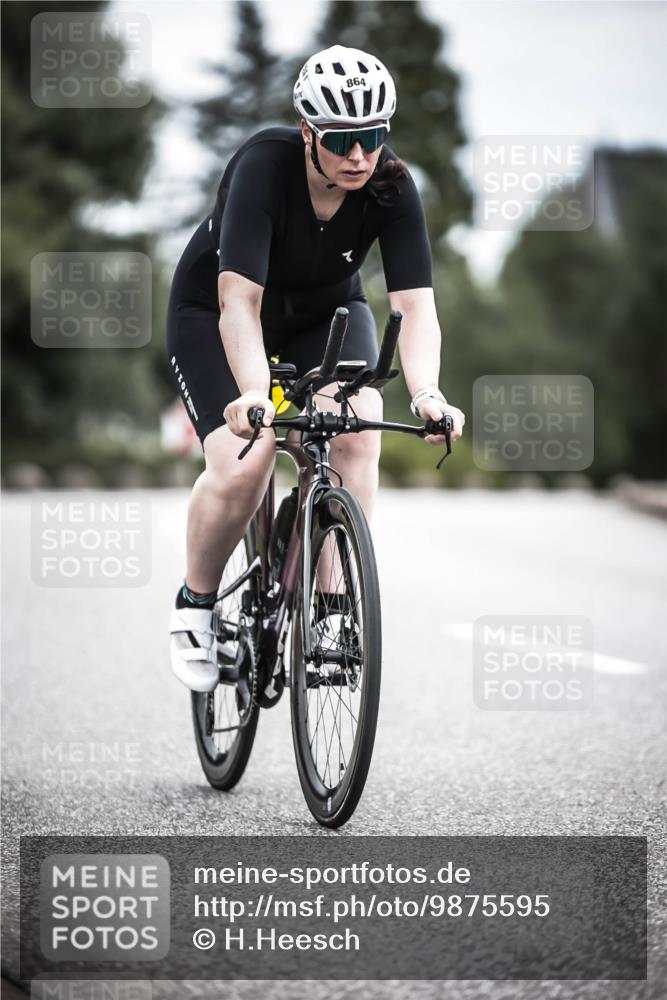 21.06.2026 - 29. Vierlanden-Triathlon H.Heesch http://msf.ph/oto/9875595 21.06.2026 12:23:20 Radfahren 864 meine-sportfotos.de