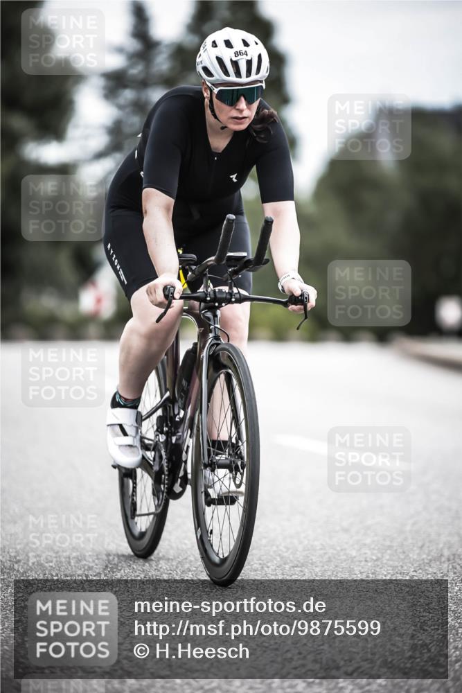 21.06.2026 - 29. Vierlanden-Triathlon H.Heesch http://msf.ph/oto/9875599 21.06.2026 12:23:20 Radfahren 864 meine-sportfotos.de