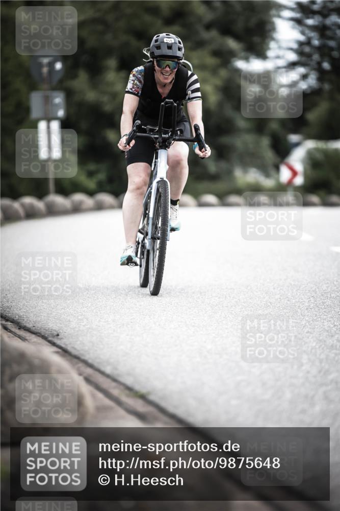 21.06.2026 - 29. Vierlanden-Triathlon H.Heesch http://msf.ph/oto/9875648 21.06.2026 12:24:00 Radfahren 720, 780, 855 meine-sportfotos.de