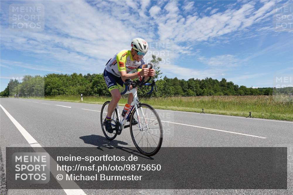 21.06.2026 - Viking Triathlon Michael Burmester http://msf.ph/oto/9875650 21.06.2026 13:09:44 Radfahren 632 meine-sportfotos.de