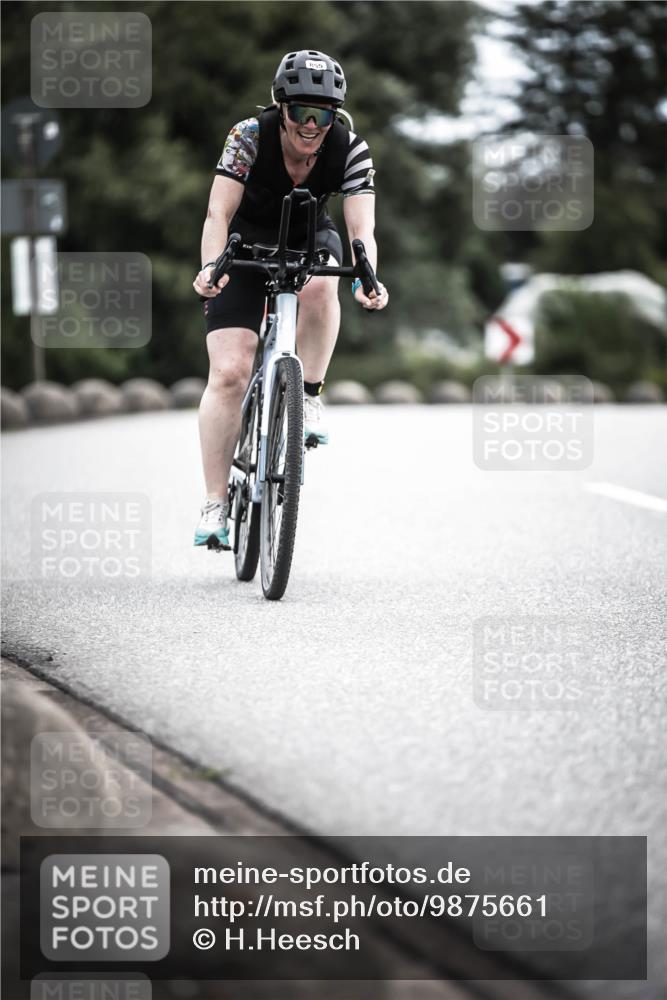 21.06.2026 - 29. Vierlanden-Triathlon H.Heesch http://msf.ph/oto/9875661 21.06.2026 12:24:00 Radfahren 720, 780, 855 meine-sportfotos.de