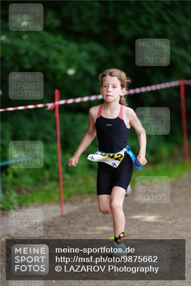 21.06.2026 - 29. Vierlanden-Triathlon LAZAROV Photography http://msf.ph/oto/9875662 21.06.2026 15:15:00 Laufen 2 meine-sportfotos.de