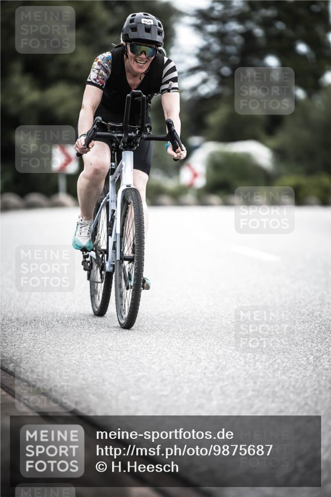 21.06.2026 - 29. Vierlanden-Triathlon H.Heesch http://msf.ph/oto/9875687 21.06.2026 12:24:00 Radfahren 720, 780, 855 meine-sportfotos.de