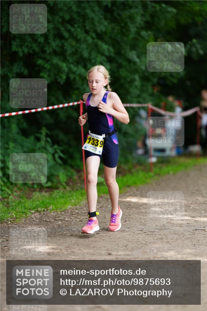 21.06.2026 - 29. Vierlanden-Triathlon LAZAROV Photography http://msf.ph/oto/9875693 21.06.2026 15:15:05 Laufen 1339 meine-sportfotos.de