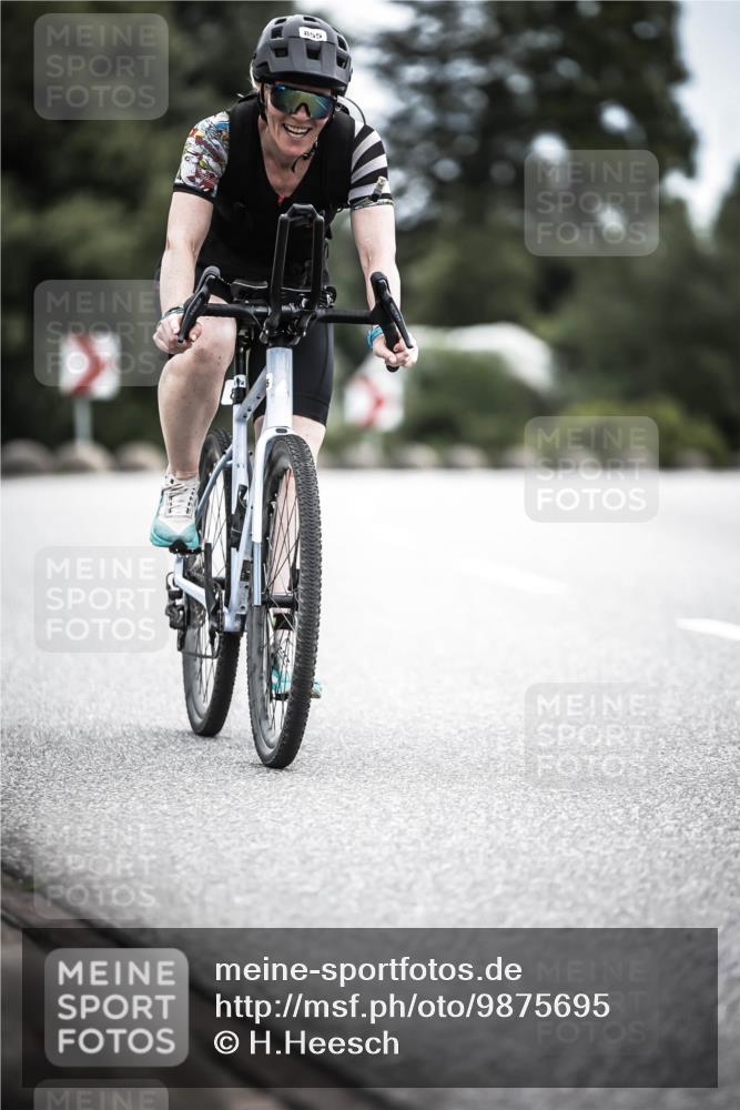 21.06.2026 - 29. Vierlanden-Triathlon H.Heesch http://msf.ph/oto/9875695 21.06.2026 12:24:00 Radfahren 720, 780, 855 meine-sportfotos.de
