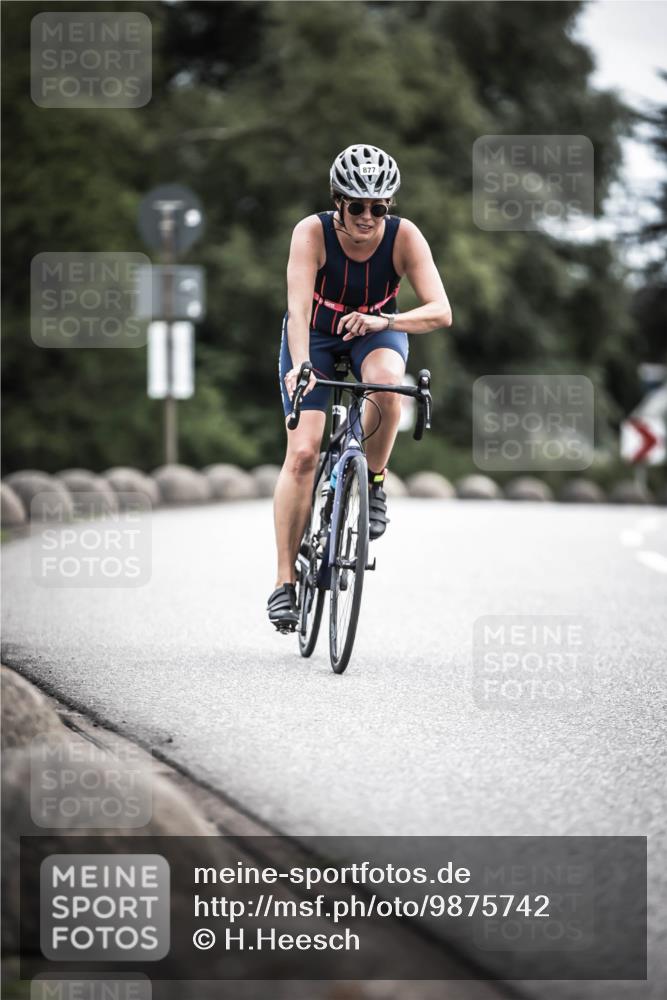 21.06.2026 - 29. Vierlanden-Triathlon H.Heesch http://msf.ph/oto/9875742 21.06.2026 12:27:49 Radfahren 635, 683, 877, 924, 956 meine-sportfotos.de