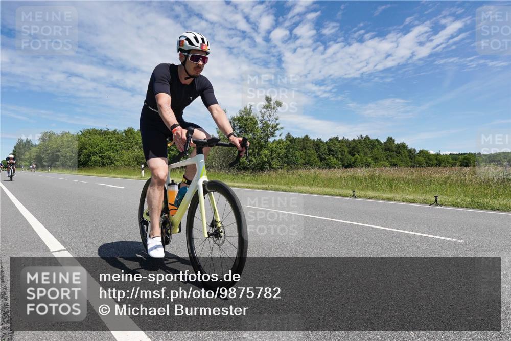 21.06.2026 - Viking Triathlon Michael Burmester http://msf.ph/oto/9875782 21.06.2026 13:11:29 Radfahren 313, 424, 470, 494 meine-sportfotos.de