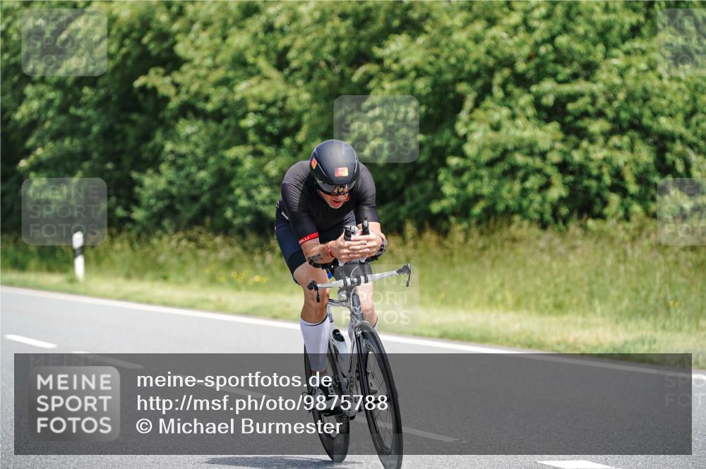 21.06.2026 - Viking Triathlon Michael Burmester http://msf.ph/oto/9875788 21.06.2026 12:52:59 Radfahren 24, 84, 97, 224, 269, 275, 302, 305, 382, 484, 618 meine-sportfotos.de