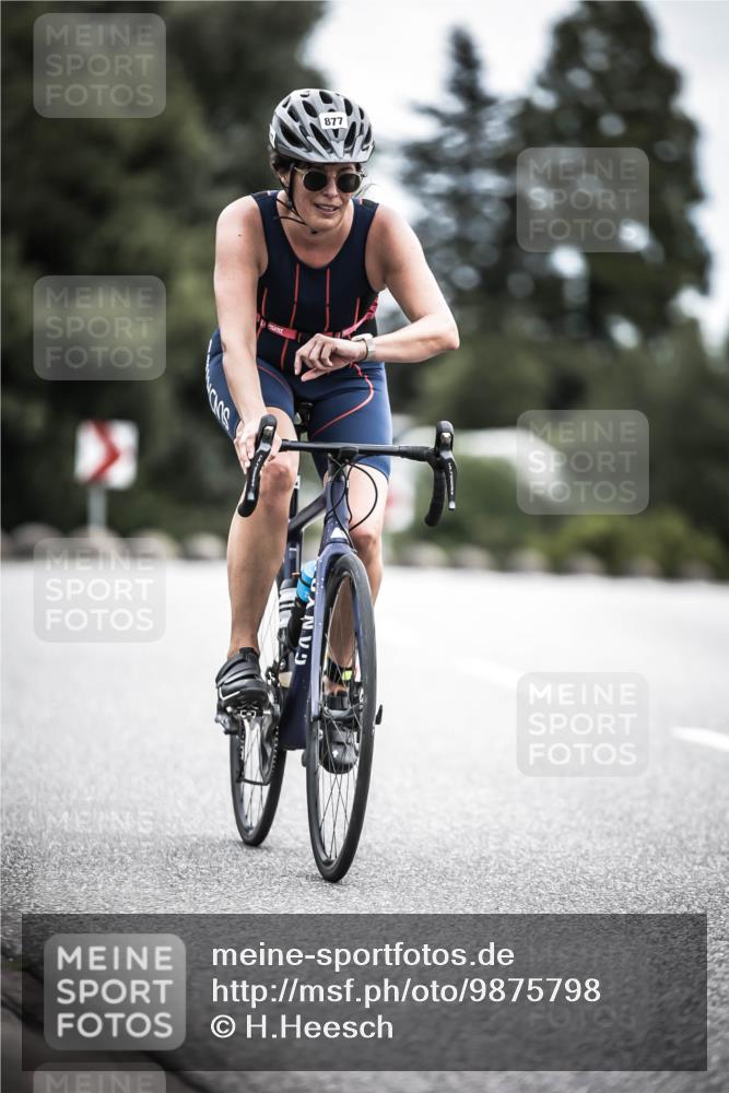 21.06.2026 - 29. Vierlanden-Triathlon H.Heesch http://msf.ph/oto/9875798 21.06.2026 12:27:49 Radfahren 635, 683, 877, 924, 956 meine-sportfotos.de