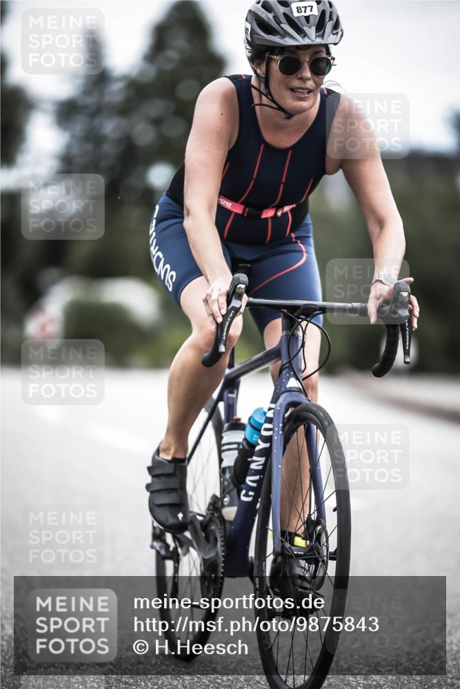 21.06.2026 - 29. Vierlanden-Triathlon H.Heesch http://msf.ph/oto/9875843 21.06.2026 12:27:50 Radfahren 635, 683, 877, 924, 956 meine-sportfotos.de