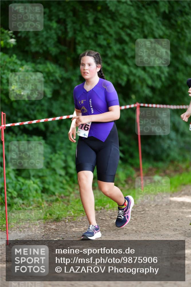 21.06.2026 - 29. Vierlanden-Triathlon LAZAROV Photography http://msf.ph/oto/9875906 21.06.2026 15:16:56 Laufen 16 meine-sportfotos.de