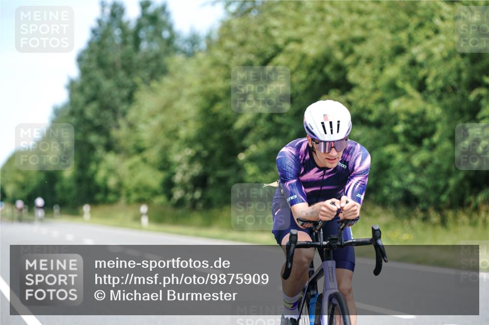 21.06.2026 - Viking Triathlon Michael Burmester http://msf.ph/oto/9875909 21.06.2026 12:53:34 Radfahren 168, 237, 431, 431, 545, 652, 652 meine-sportfotos.de