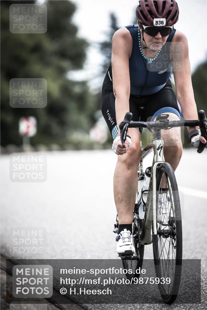 21.06.2026 - 29. Vierlanden-Triathlon H.Heesch http://msf.ph/oto/9875939 21.06.2026 12:32:05 Radfahren 776, 836, 863, 897, 932 meine-sportfotos.de
