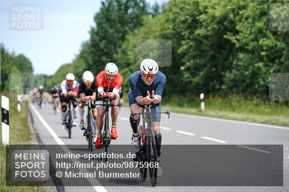 21.06.2026 - Viking Triathlon Michael Burmester http://msf.ph/oto/9875968 21.06.2026 12:54:07 Radfahren 107, 154, 220, 286, 296, 314, 376, 414, 560, 574, 625 meine-sportfotos.de