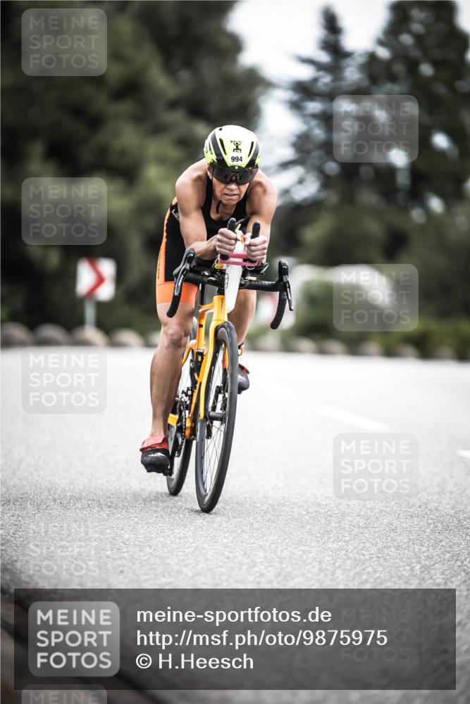 21.06.2026 - 29. Vierlanden-Triathlon H.Heesch http://msf.ph/oto/9875975 21.06.2026 12:32:24 Radfahren 900, 949, 994 meine-sportfotos.de