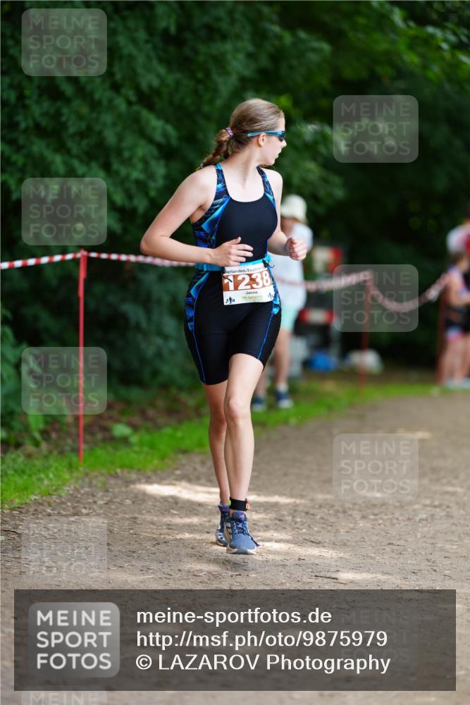 21.06.2026 - 29. Vierlanden-Triathlon LAZAROV Photography http://msf.ph/oto/9875979 21.06.2026 15:17:28 Laufen 1238 meine-sportfotos.de