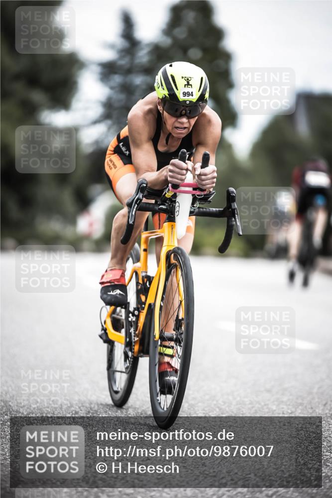 21.06.2026 - 29. Vierlanden-Triathlon H.Heesch http://msf.ph/oto/9876007 21.06.2026 12:32:25 Radfahren 900, 949, 994 meine-sportfotos.de