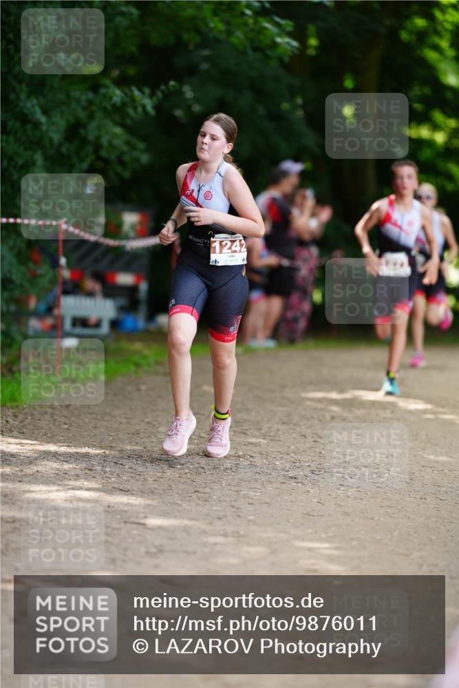 21.06.2026 - 29. Vierlanden-Triathlon LAZAROV Photography http://msf.ph/oto/9876011 21.06.2026 15:17:35 Laufen 1242 meine-sportfotos.de