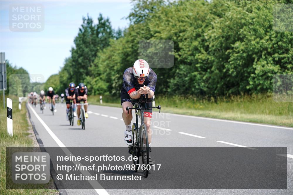 21.06.2026 - Viking Triathlon Michael Burmester http://msf.ph/oto/9876017 21.06.2026 12:54:11 Radfahren 107, 154, 220, 286, 296, 376, 414, 560, 574, 625 meine-sportfotos.de