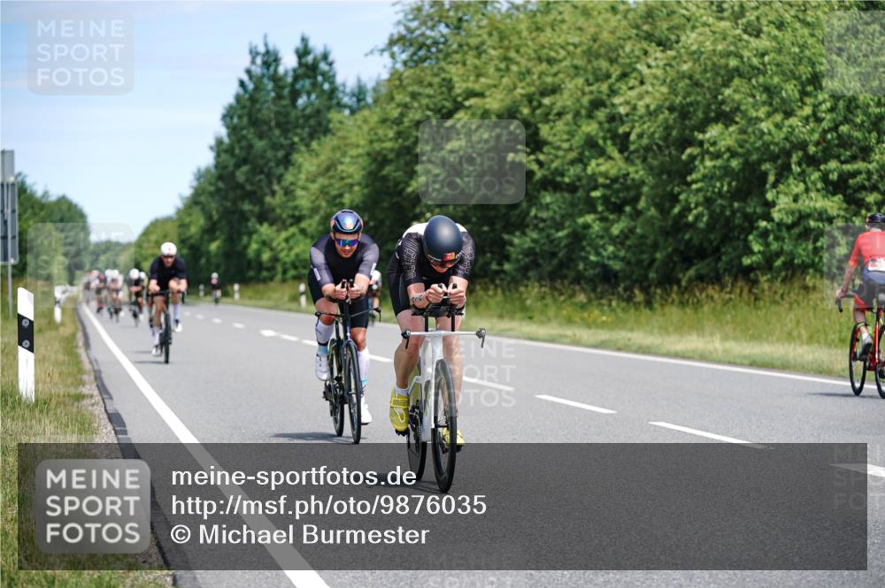 21.06.2026 - Viking Triathlon Michael Burmester http://msf.ph/oto/9876035 21.06.2026 12:54:12 Radfahren 107, 154, 220, 286, 296, 376, 414, 560, 574, 625 meine-sportfotos.de
