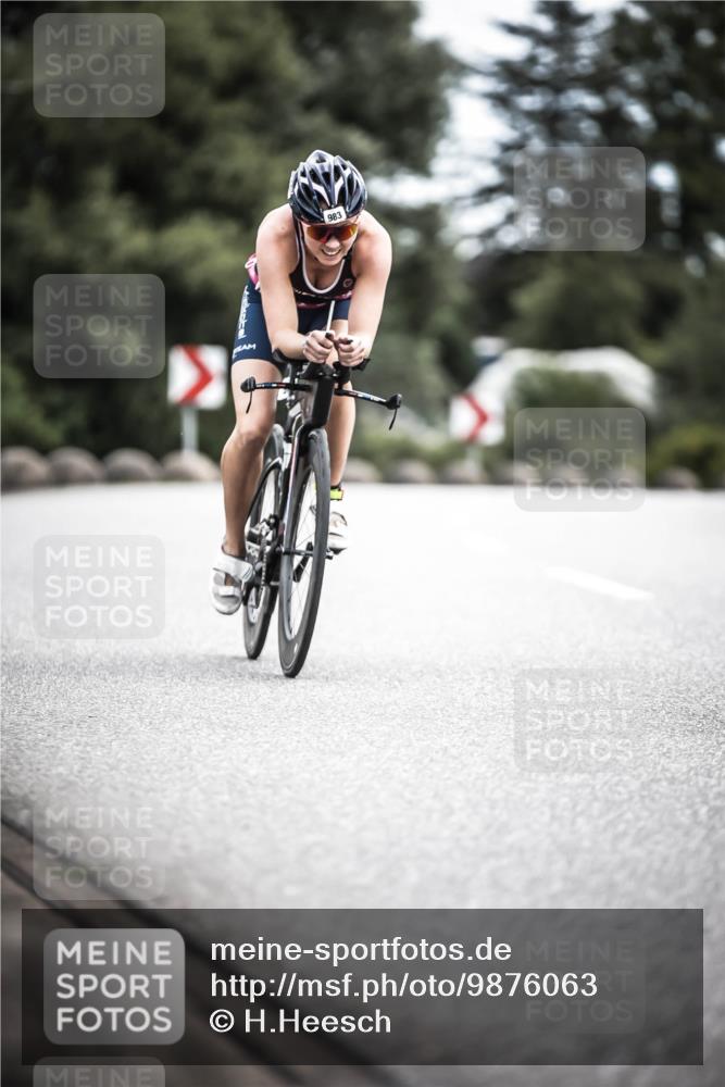 21.06.2026 - 29. Vierlanden-Triathlon H.Heesch http://msf.ph/oto/9876063 21.06.2026 12:32:35 Radfahren 907, 983 meine-sportfotos.de