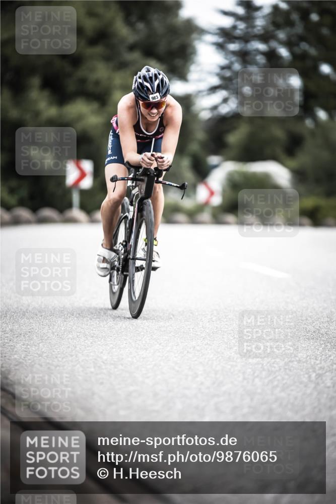 21.06.2026 - 29. Vierlanden-Triathlon H.Heesch http://msf.ph/oto/9876065 21.06.2026 12:32:36 Radfahren 907, 983 meine-sportfotos.de