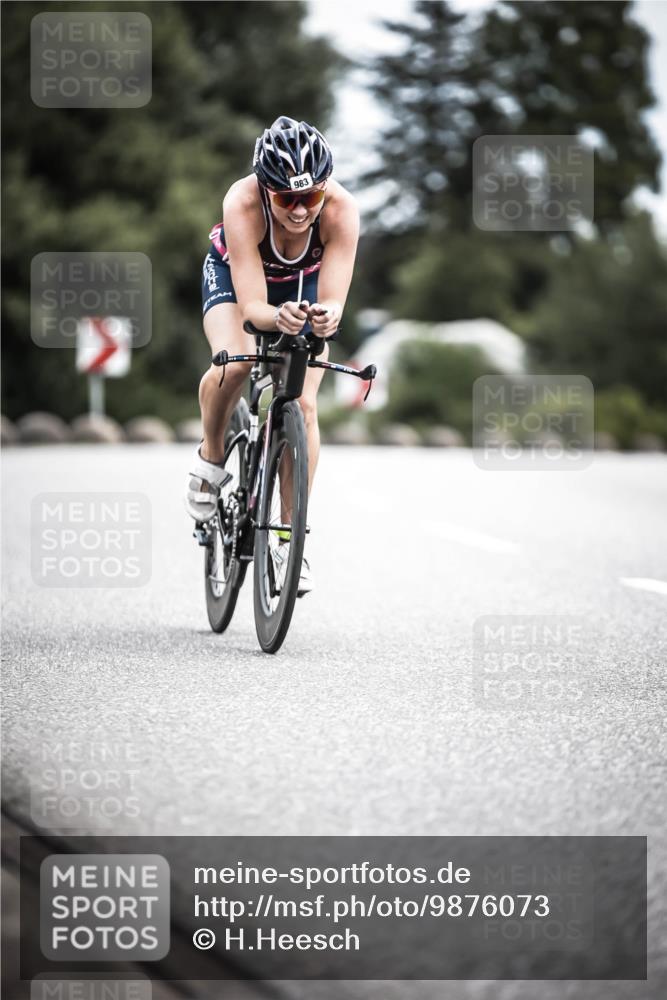 21.06.2026 - 29. Vierlanden-Triathlon H.Heesch http://msf.ph/oto/9876073 21.06.2026 12:32:36 Radfahren 907, 983 meine-sportfotos.de