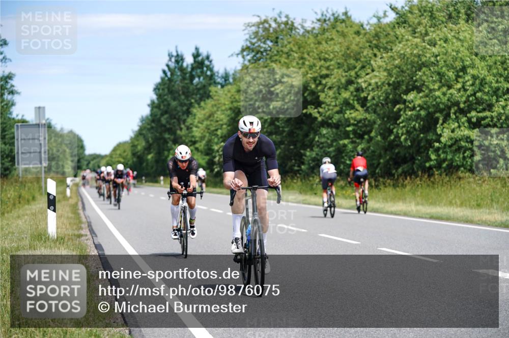 21.06.2026 - Viking Triathlon Michael Burmester http://msf.ph/oto/9876075 21.06.2026 12:54:15 Radfahren 107, 154, 220, 296, 340, 376, 414, 560, 574, 625 meine-sportfotos.de