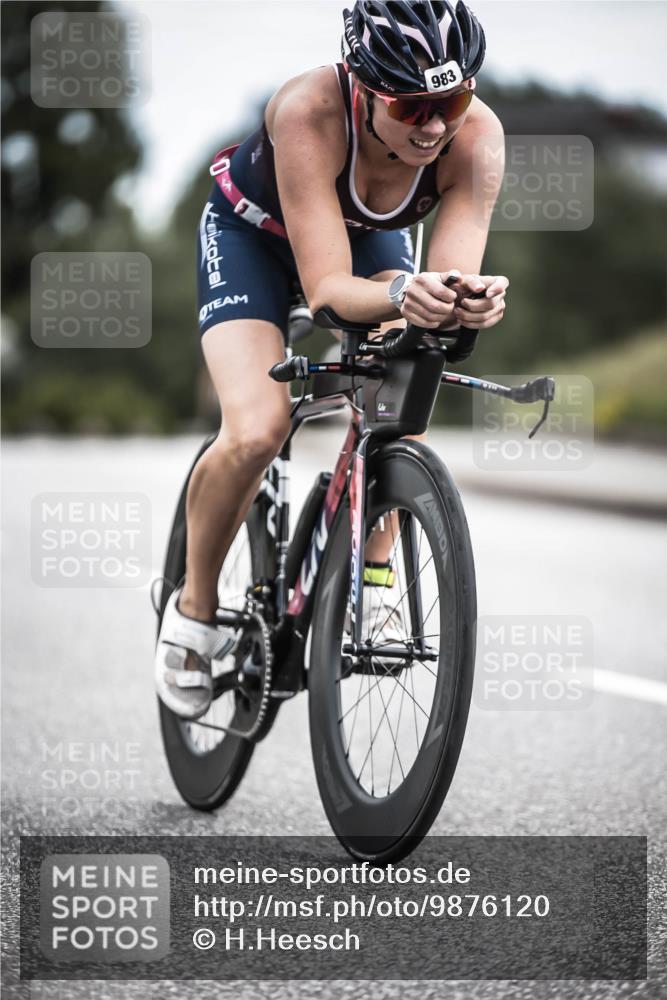 21.06.2026 - 29. Vierlanden-Triathlon H.Heesch http://msf.ph/oto/9876120 21.06.2026 12:32:36 Radfahren 907, 983 meine-sportfotos.de