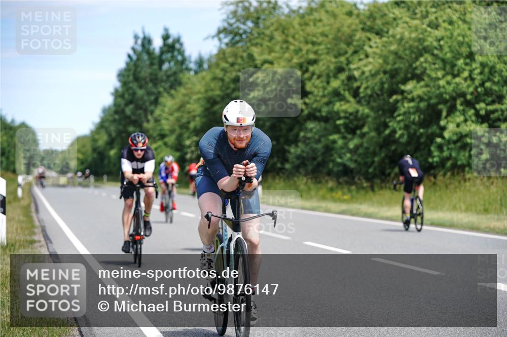 21.06.2026 - Viking Triathlon Michael Burmester http://msf.ph/oto/9876147 21.06.2026 12:54:21 Radfahren 154, 220, 289, 296, 340, 376, 625 meine-sportfotos.de